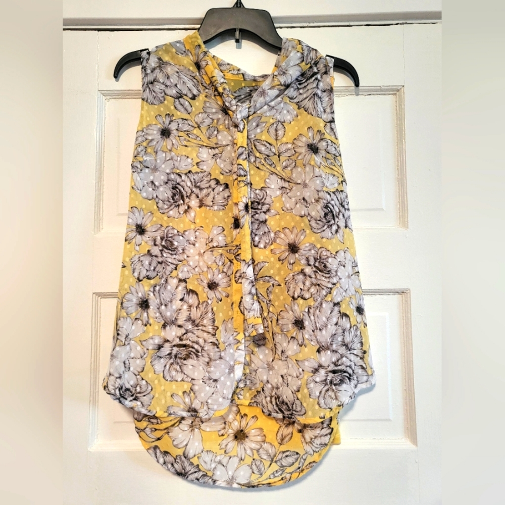 Liz Claiborne Medium Tank